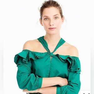J. Crew sz 10 vibrant green off the shoulder ruffle top. Great dressy or casual!